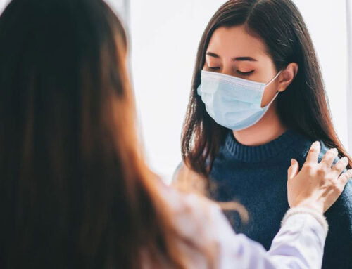 Como diferenciar COVID de gripe e resfriado?